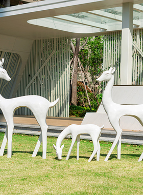 户外玻璃钢抽象梅花鹿雕塑