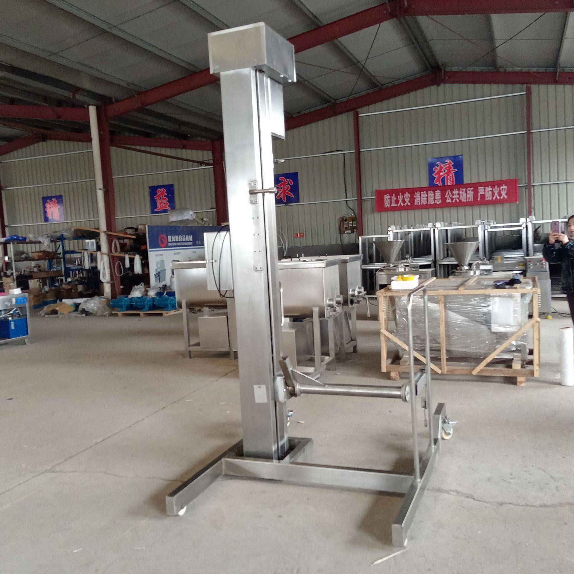 不锈钢链板提升机 肉制品腌制上料机 立式上料可移动提升设备