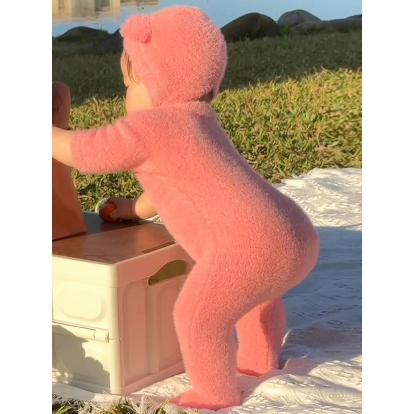 网红ins婴儿秋冬装连体衣男女宝水貂绒可爱小熊包脚爬服外出哈衣.