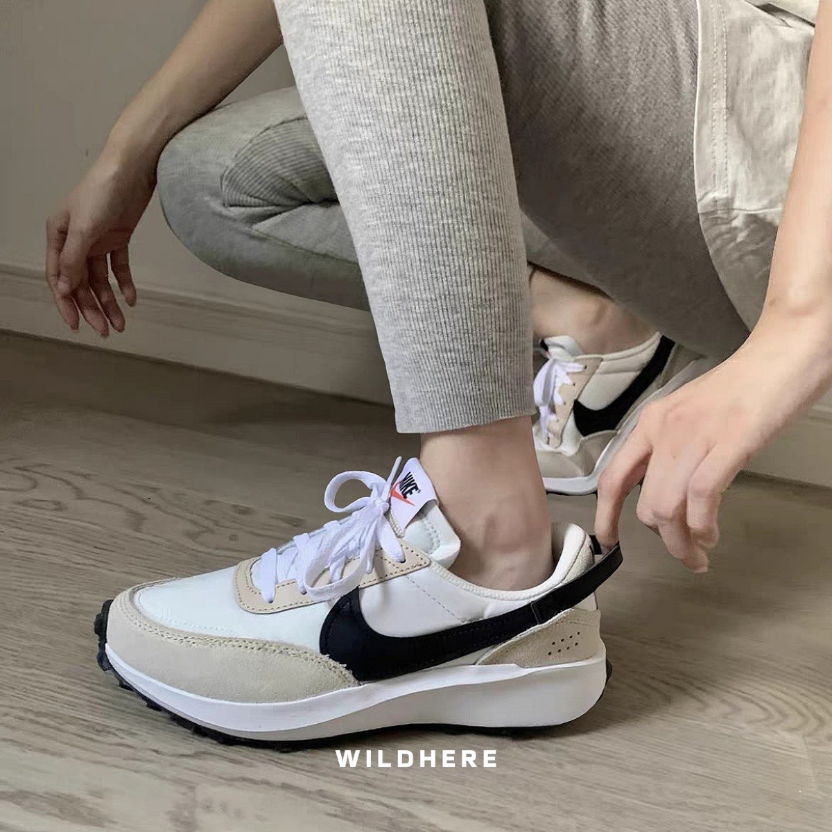 耐克Nike女子华夫鞋WAFFLE DEBUT米白百搭通勤休闲鞋DH9523-102