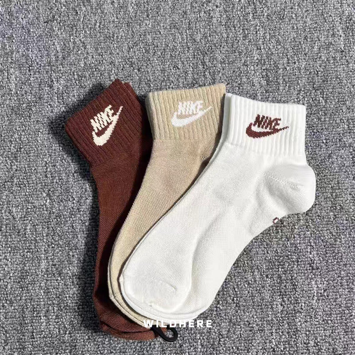 正品 假一赔十 耐克Nike男女棉纺毛巾底缓震中筒运动袜DX5074-904