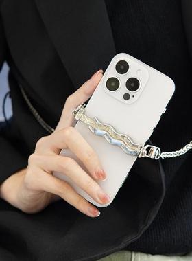 ins金属手机挂绳链条通用手机背夹个性可拆卸斜挎手机夹子女款