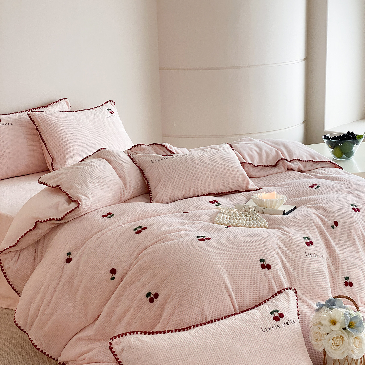 少女心加厚牛奶绒四件套可爱小樱桃珊瑚绒柔软加绒儿童床单被套2m