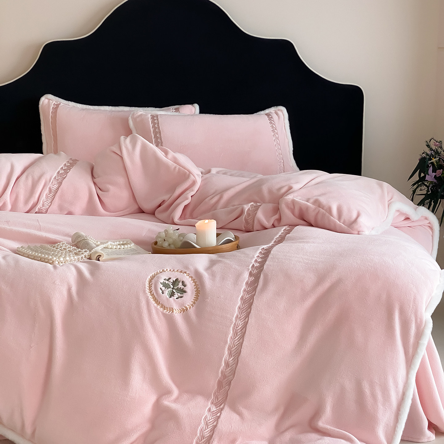 高端冬季加厚保暖绣花牛奶绒四件套可爱少女心珊瑚绒加绒床单被套