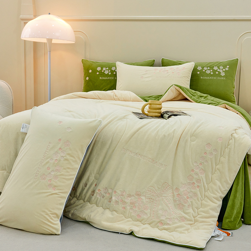 高端婴幼儿A类即暖绒速热懒人被加厚秋冬被芯被子柔软保暖双面绒