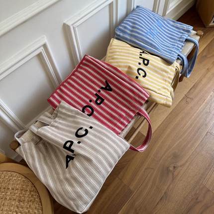 APC字母简约通勤单肩帆布包新款夏季拼接条纹百搭包大容量帆布包