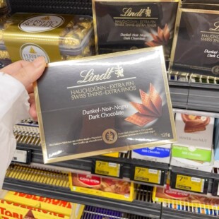 澳洲代购直邮lindt Swiss Thins 瑞士莲薄片巧克力牛奶黑香橙125g