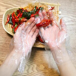 100只一次性手套食品塑料薄膜透明餐饮厨房龙虾美发家用外卖