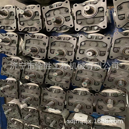 推土机发动机连杆提升油缸总成