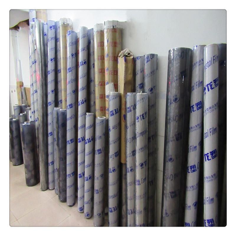 .厂家直销PVC水晶软板软门帘 阻燃软胶板 透明软玻璃胶板 PVC垫板