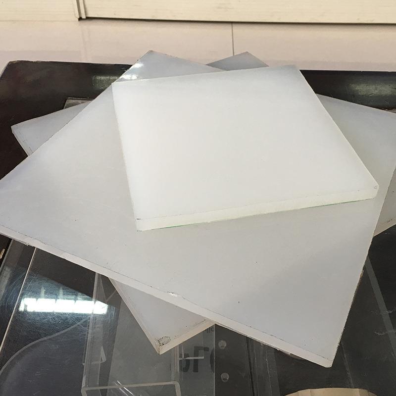 .PVDF板PVDF棒PFA板棒管材光伏耐磨板加工白色耐酸碱耐高温