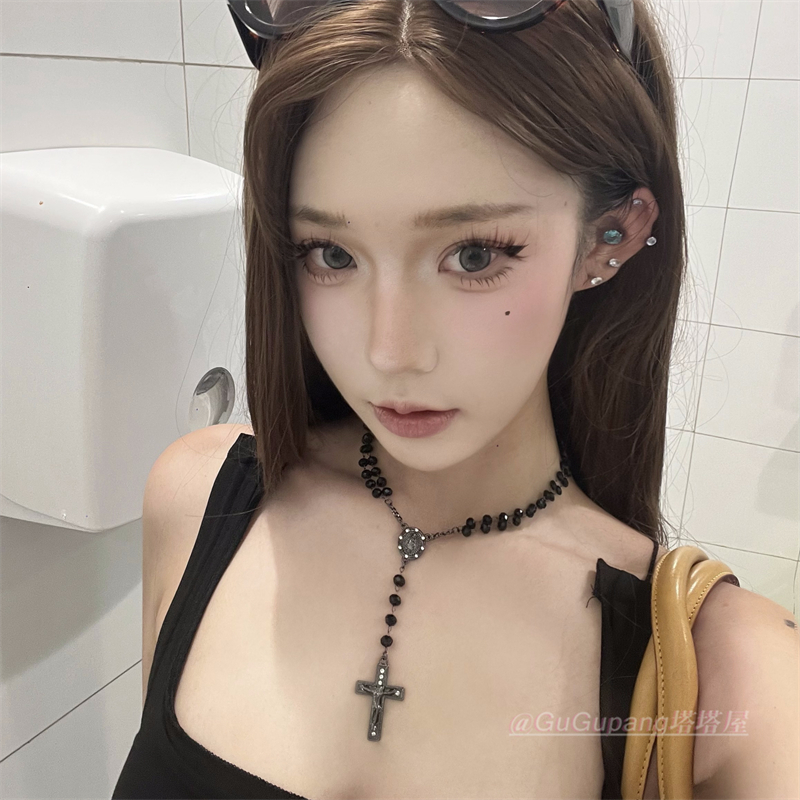 复古友朋黑色串珠十字架项