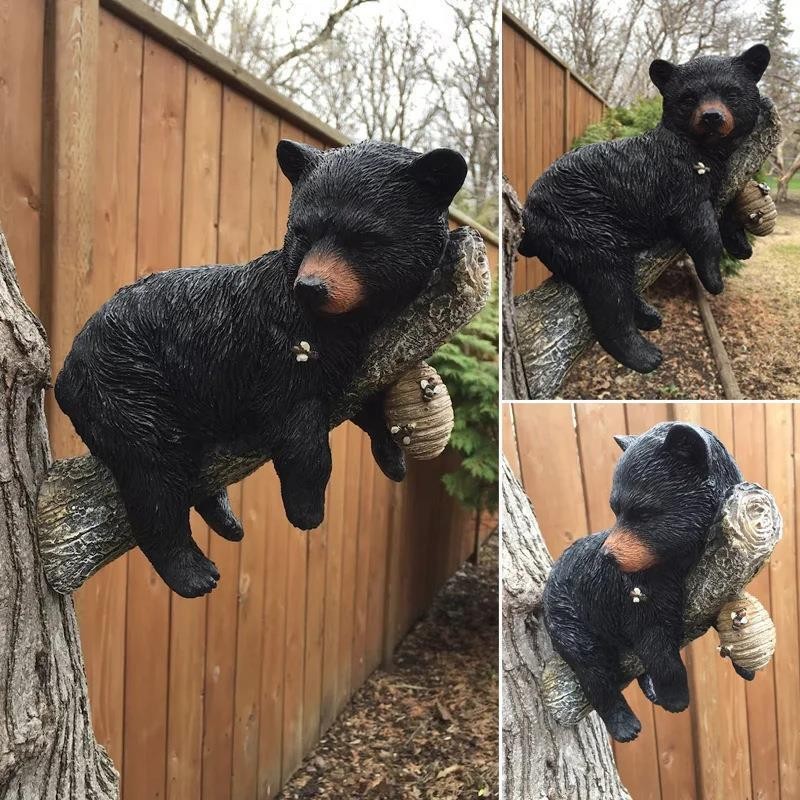 跨境新品小睡的黑熊幼仔挂在树上雕像树脂工艺品摆件装饰庭院动物