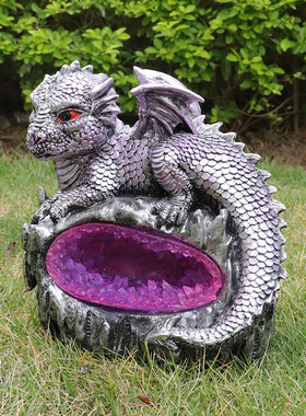 美式卡通跨境新品装饰家居好物太阳能发光恐龙摆件树脂工艺品礼品