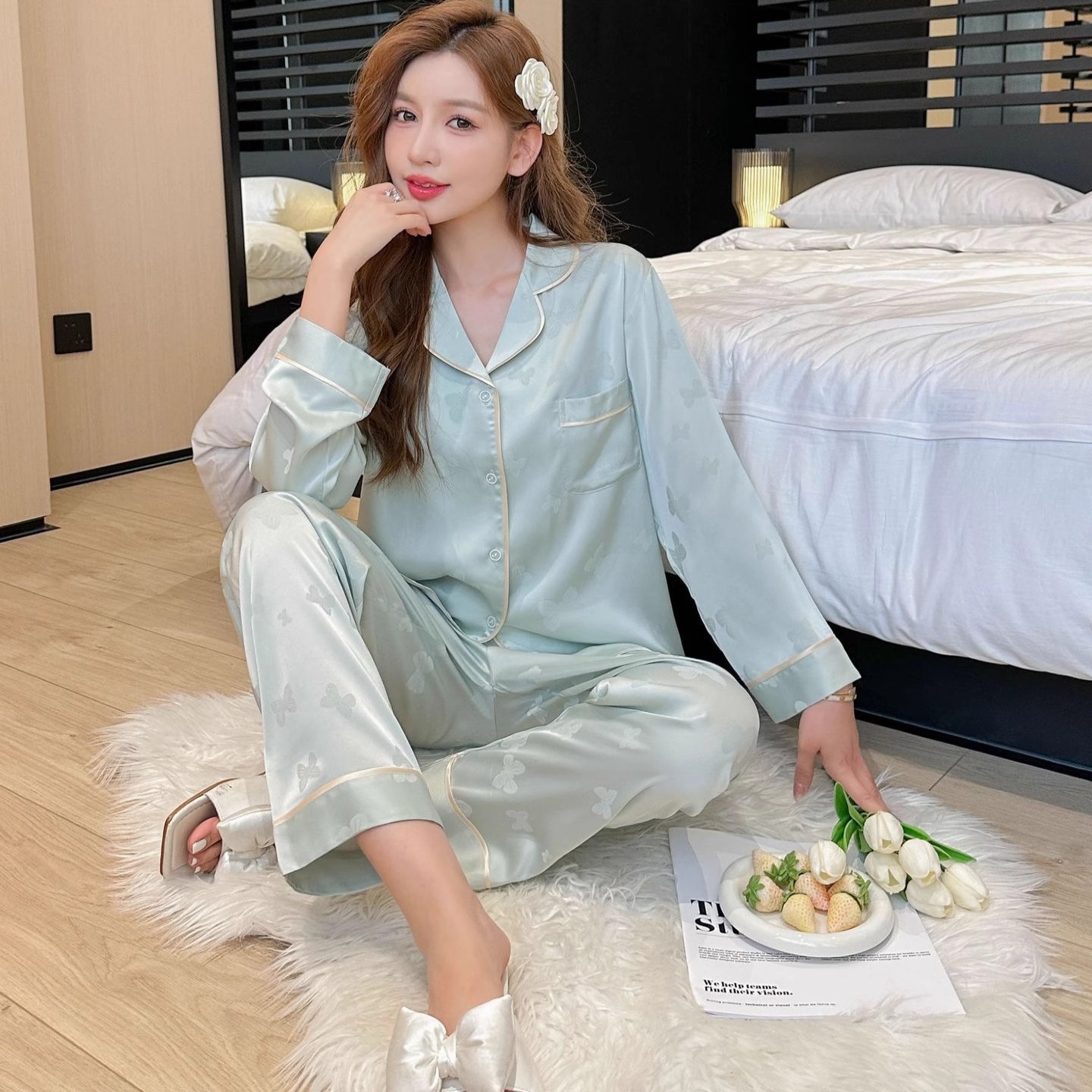 维多利亚高端冰丝睡衣女2025新款夏季薄款短袖短裤长袖长裤高级感
