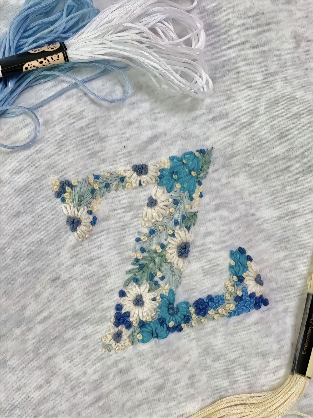 免画图姓氏字母刺绣diy手工材料包自绣衣服t恤情侣七夕送男友礼物