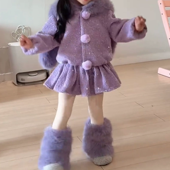 童装女童小香风套装秋冬季新款儿童可爱兔子外套半身裙袜套外套