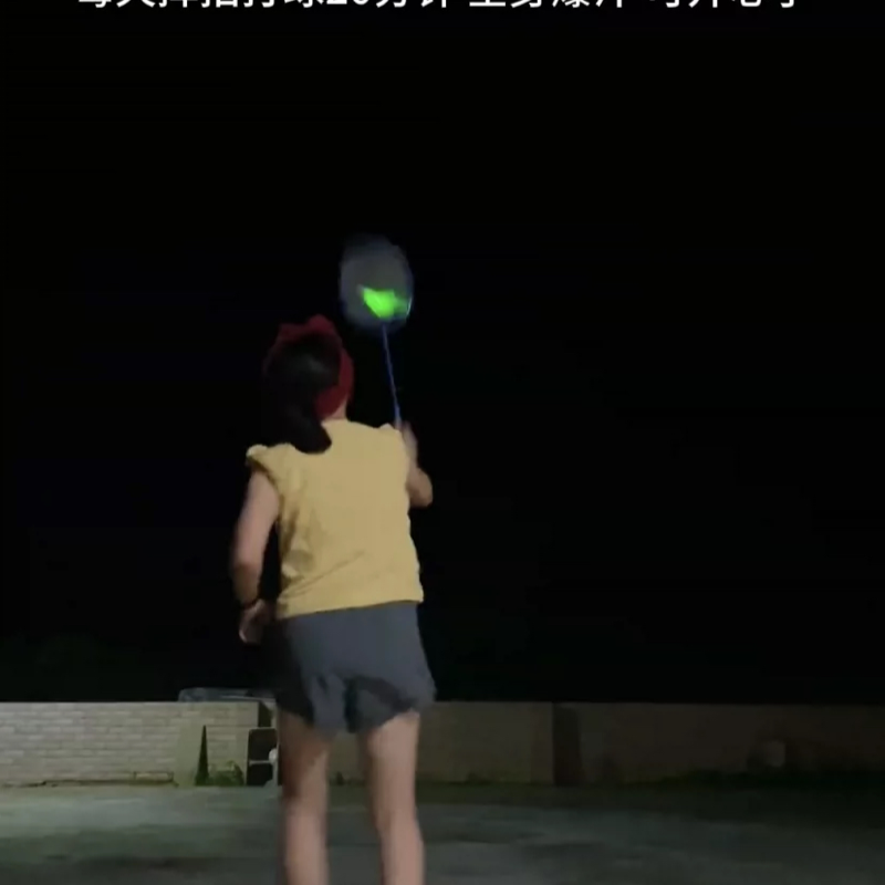 单人羽毛球训练器自动回弹自打线健身儿童室内一个人打羽毛球练习