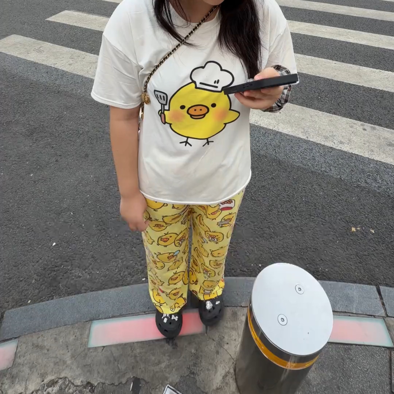 可爱少女小鸡图案新款2026宽松外穿新款短袖t恤长裤时尚套装