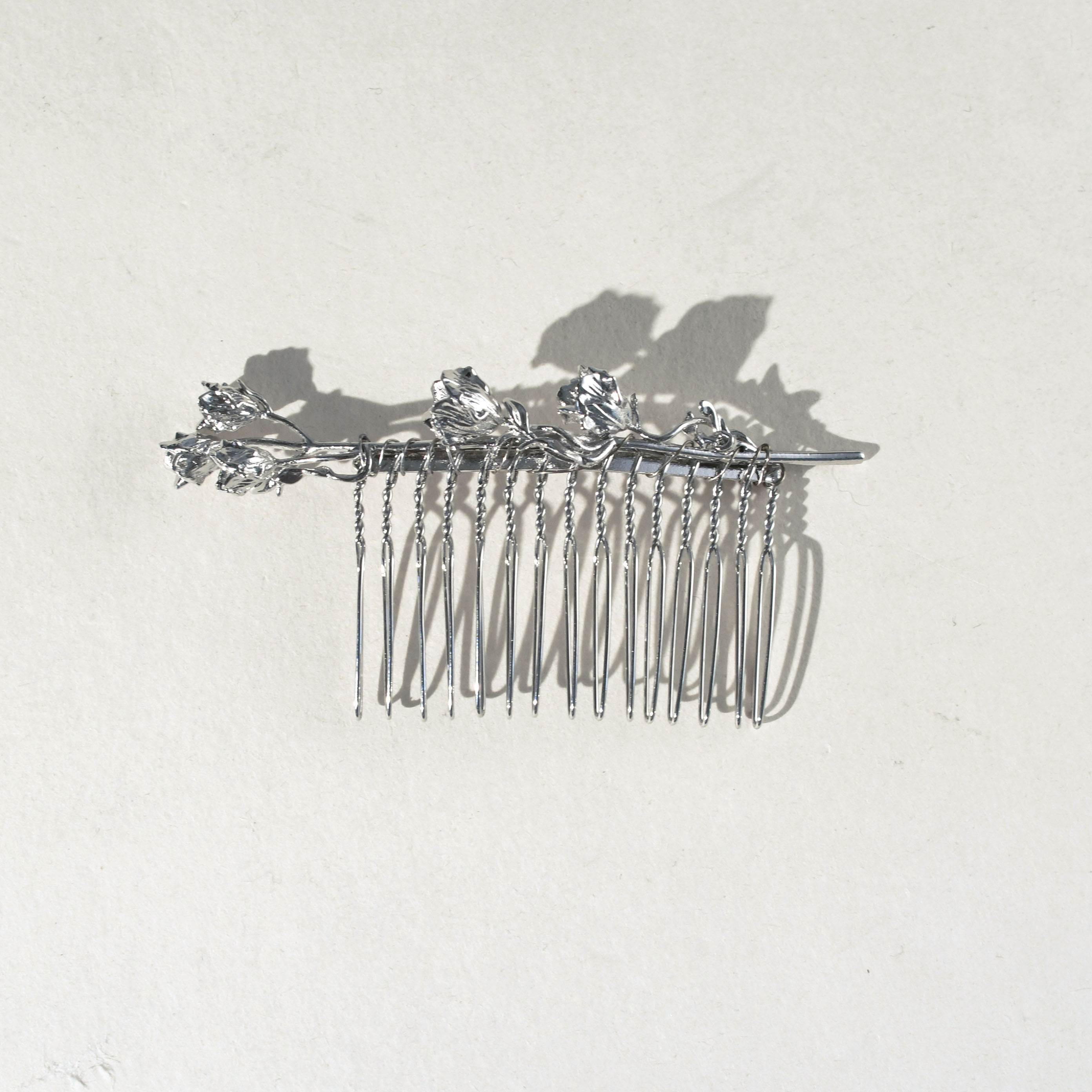 lbardeen手工花朵设计感高级感小众古风插梳发簪原创发梳银色礼