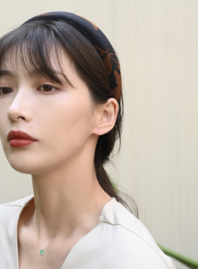 L.Bardeen进口面料复古花纹发箍发饰