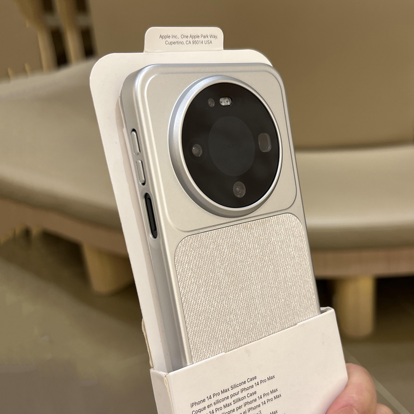 亚麻毛麻布料绒面防防滑磁吸秒变17适用华为mate80pro手机壳电镀荣耀Magic白X300/findx9pro小米17promax硬薄