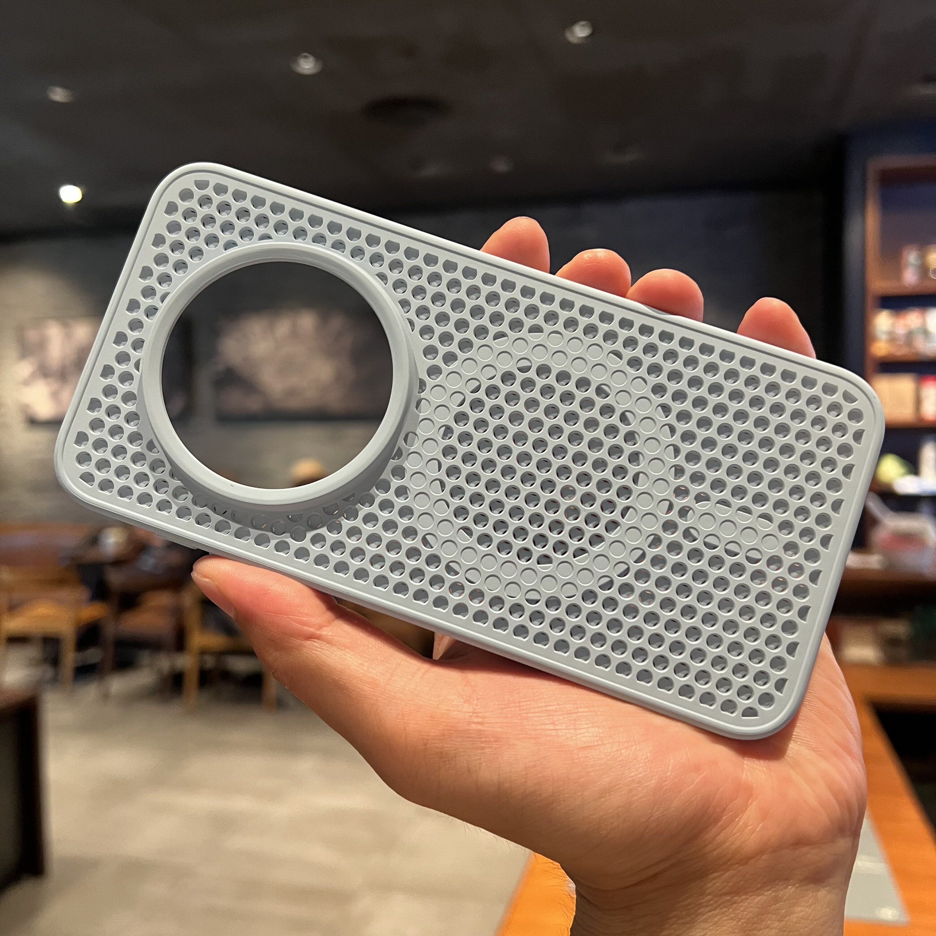 蜂窝散热磁吸充电不会发热烫网孔镂空适用荣耀magic8pro手机壳mate70/60pro新X300/x200mini防摔findx8/x9pro