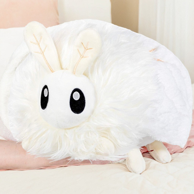 贵宾犬蛾子毛绒公仔天鹅玩偶礼物