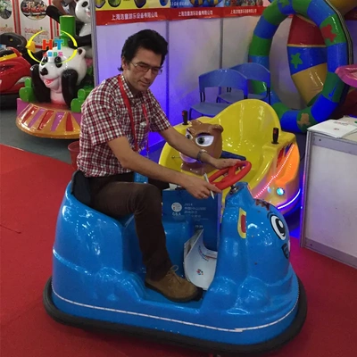 新品冰陆两用 嘟嘟碰碰车 卡通碰碰车儿童电动碰碰车方向盘碰碰车
