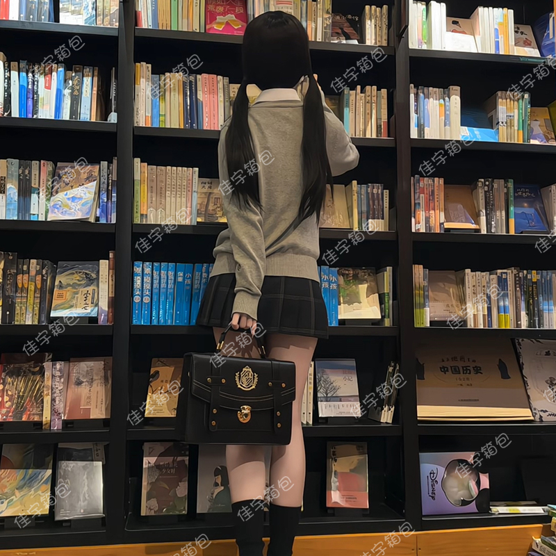 日系JK制服邮差剑桥包