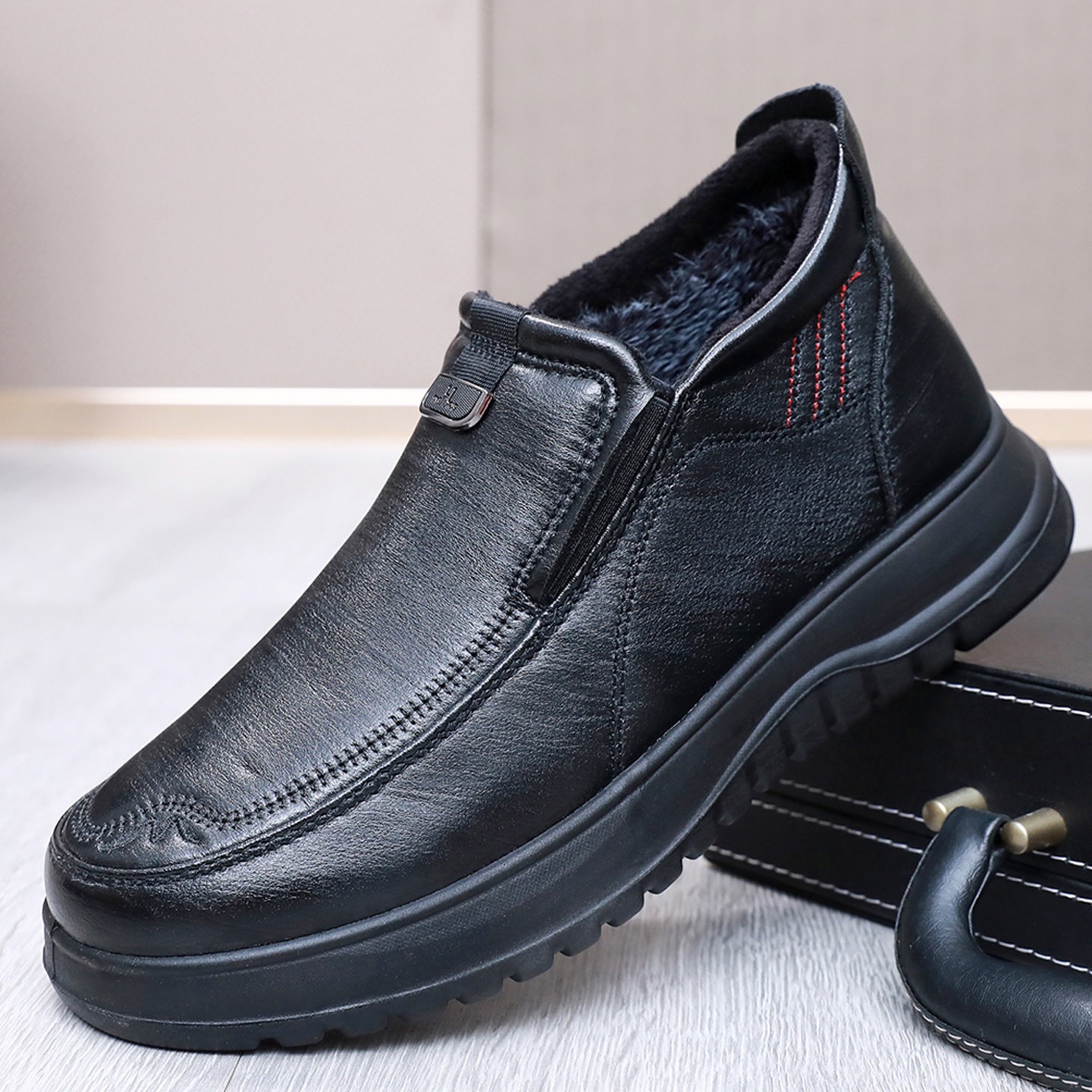 冬季加绒保暖老北京布鞋加厚中老年防水防滑软底一脚蹬爸爸男棉鞋,流行男鞋,高帮鞋,淘宝优惠券,粉丝福利购,淘宝优惠卷