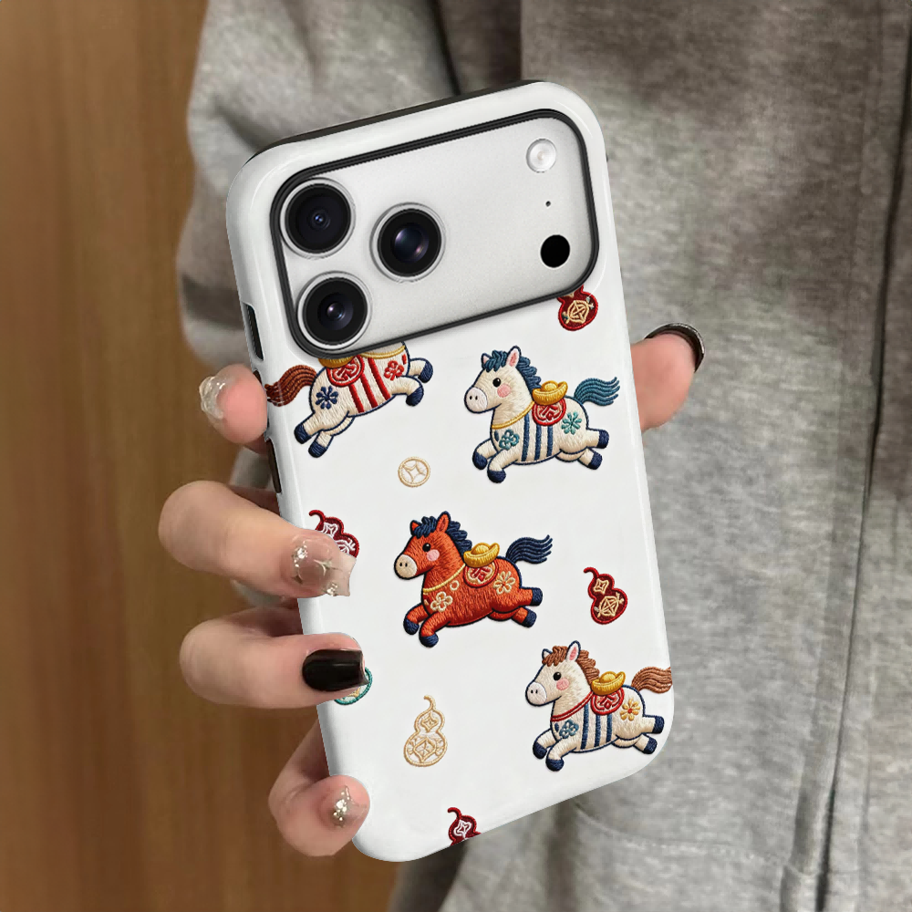 刺绣小马适用苹果17pro手机壳iPhone16promax国风ip15pro女13马年14新款xsmax新年12防摔11保护套8/7plus菲林