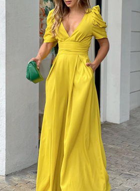 Stylish and elegant large wide leg jumpsui t时尚优雅阔腿裤女