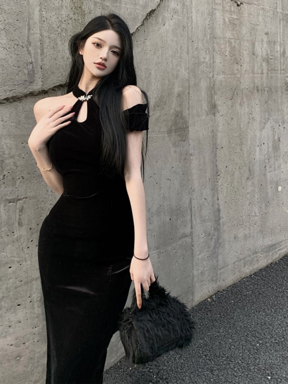 여성 이브닝 드레스 2024 뉴저지 하이 엔드 라이트 럭셔리 틈새 하이 엔드 파티는 일반적으로 검은 드레스를 입을 수 있습니다