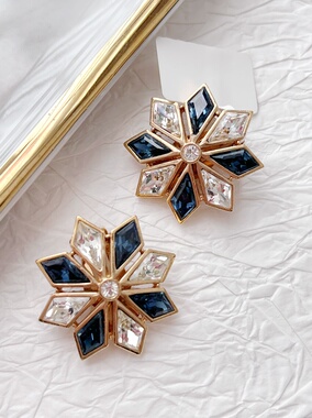 【任四月中古首饰】Attwood Sawyer雪花耳夹 Vintage中古首饰