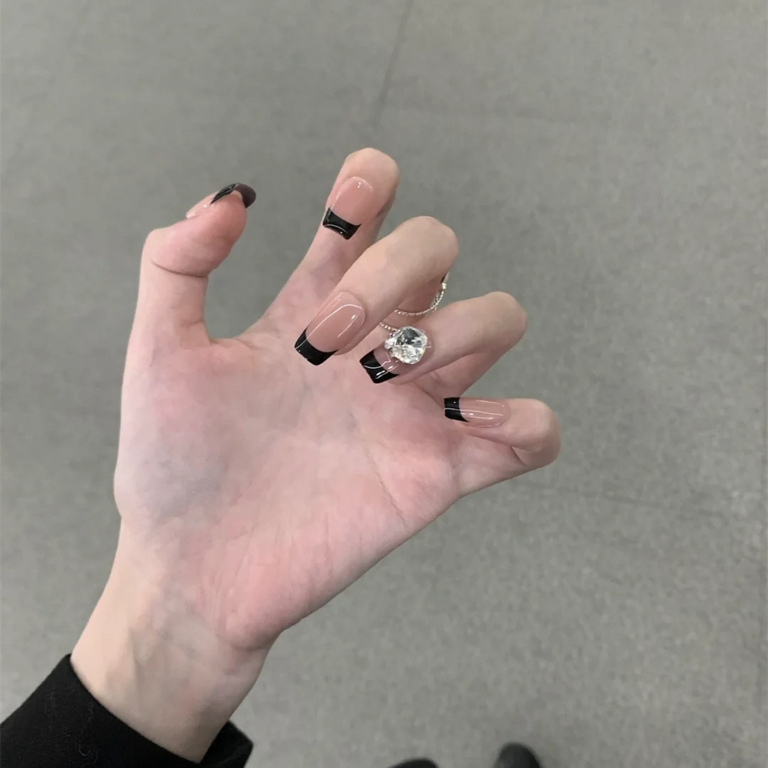 短款手工穿戴甲高级黑色法式爆闪