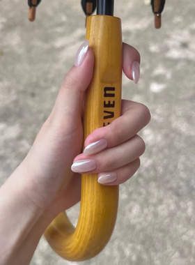 纯手工穿戴甲海莉同温柔乳白色美甲轻奢极光粉显白甲片可拆卸成品