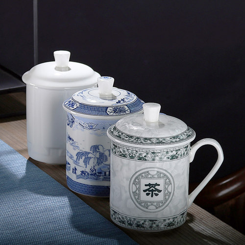 陶瓷带盖子大茶杯喝水杯