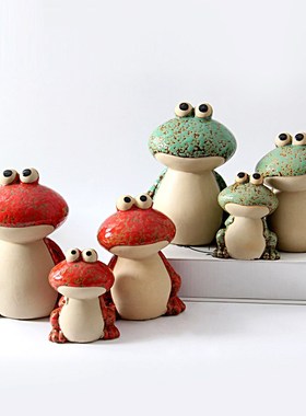 创意家居摆件陶瓷电视柜客厅酒柜装饰品桌面房间花U园庭院青蛙摆