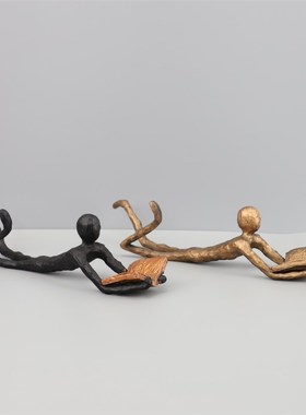 欧式创意铸铁读者人物摆件客厅卧室玄关书房样板书柜房家居装饰品