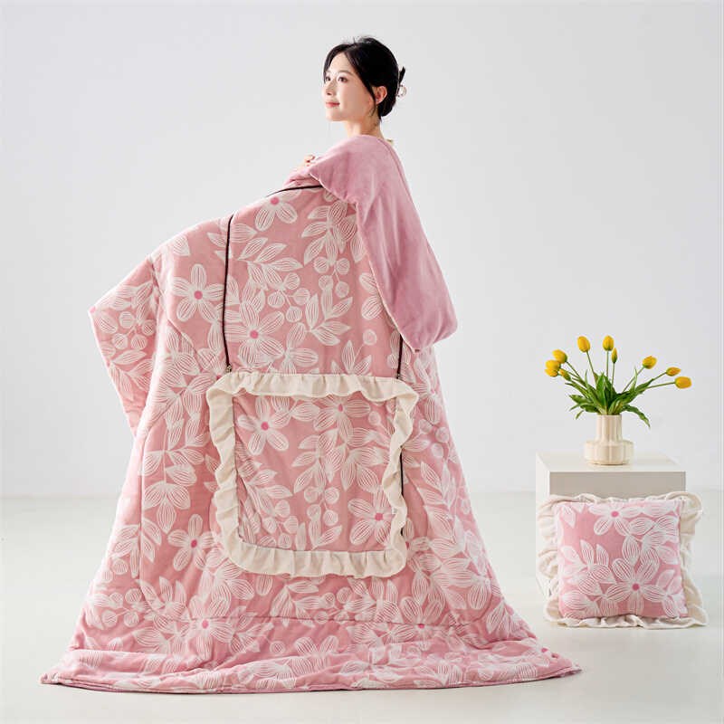 牛奶绒抱枕被子两用办公室午睡车载靠垫后排靠枕家用可折叠沙发毯