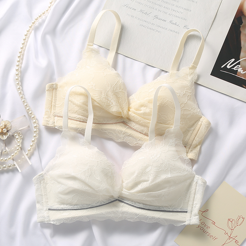 内衣夏季薄款女小胸聚拢防下垂无钢圈蕾丝无痕收副乳大胸显小胸罩