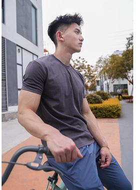 Vest Up运动t恤男休闲健身圆领显大收袖口透气纯色短袖篮球跑步