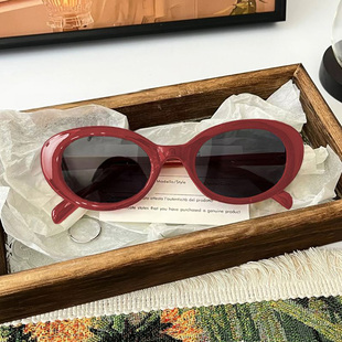 高级感墨镜女小脸欧美复古黑色小框椭圆2025新款防紫外线太阳眼镜