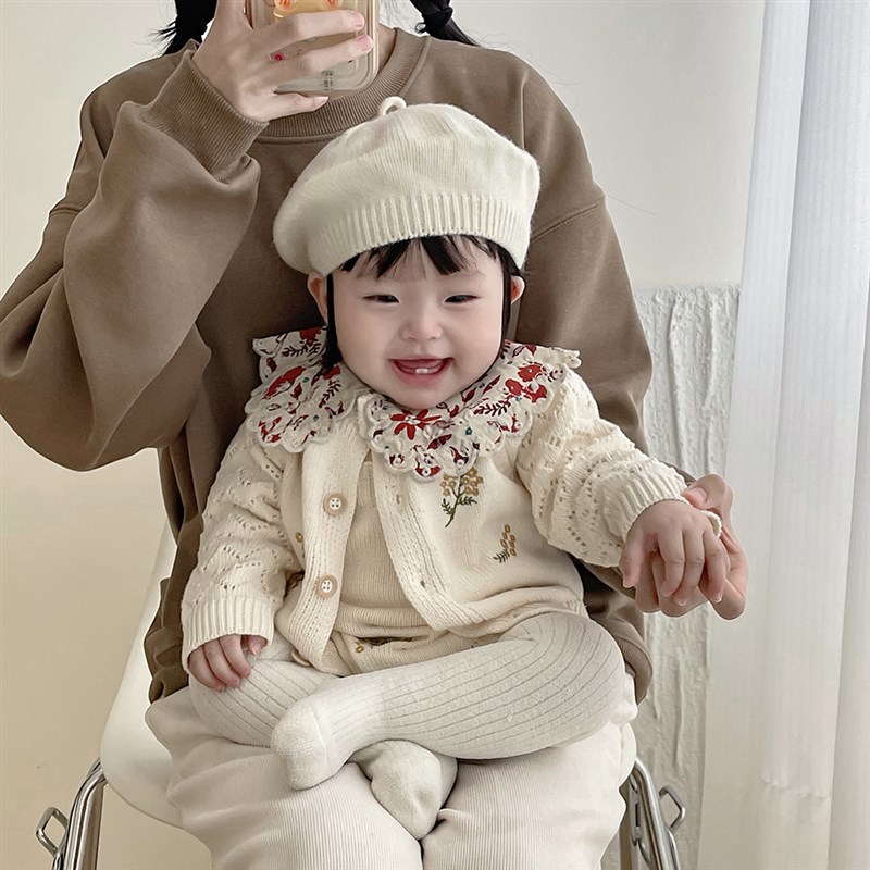 韩版婴儿外套纯棉毛衣针织绣花开衫背带裤哈衣套装女宝宝洋气春装图片