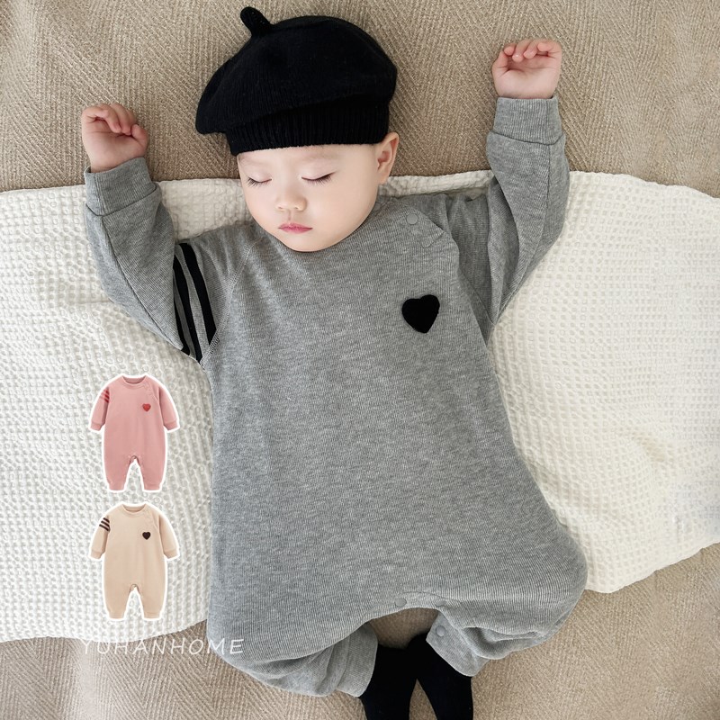 婴儿外出服春秋装简约洋气网红爬服哈衣6一12月衣服宝宝连体卫衣