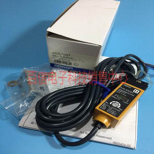 A049*销售原装正品OMRONE3S-X3CE4光纤放大器