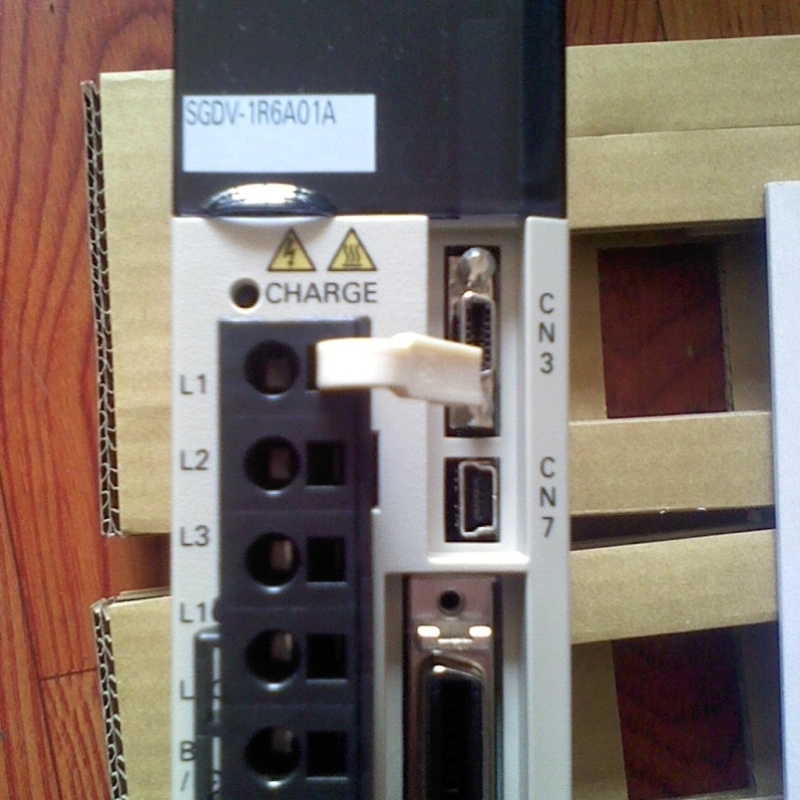 【议价】安川伺服电机SGMGV-03ADC21