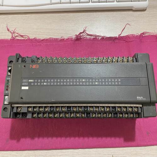富士PLC模块NB2-P56R3-AC，拆机品，外观成色如图