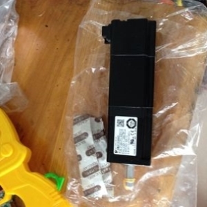 【议价】安川200W电机SGMJV-02ADA2C/SGMJV-02ADA4C/SGMJV-02ADA6